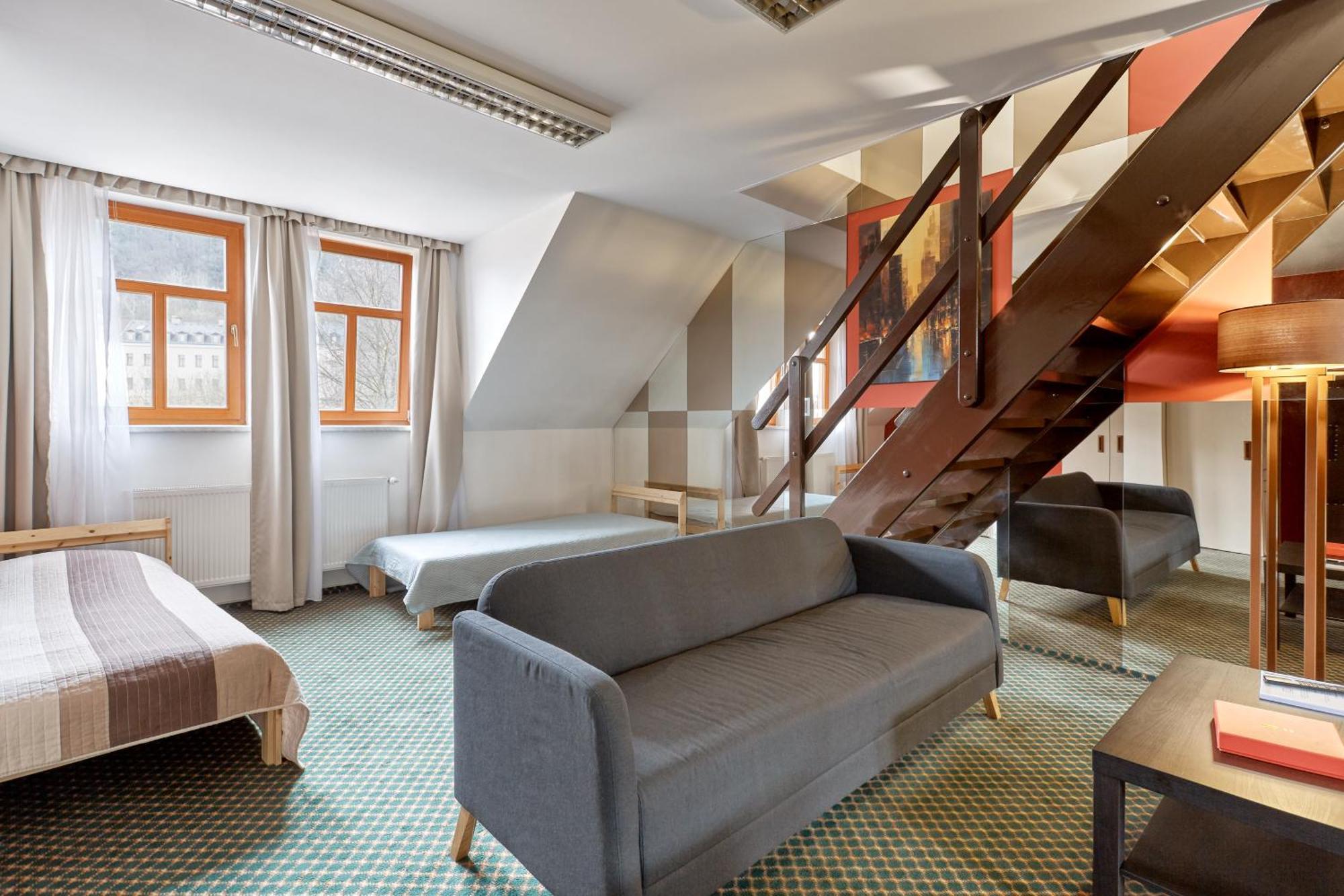 Excellent Apartments In Spa City Center 5 Min Walk From The Colonnade Karlovy Vary Dış mekan fotoğraf